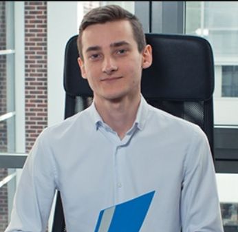 Дмитрий Варенька