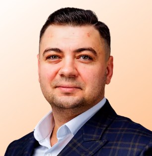 Андрей Калашников