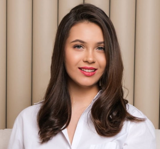 Юлия Алиева