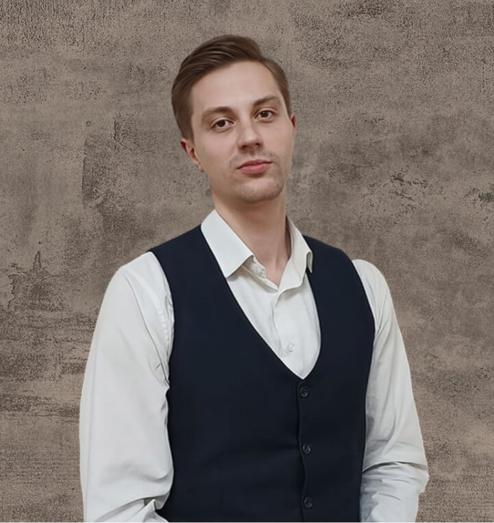 Алексей Викторович